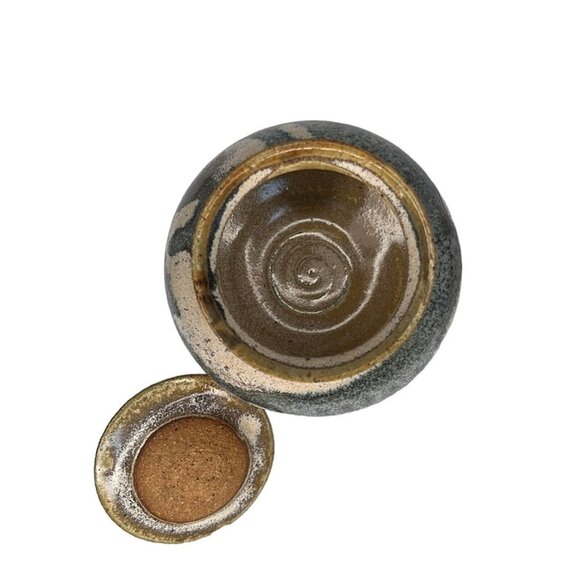 Clay pottery earthenware glazed lidded pot and small pitcher - Picture 6 of 11